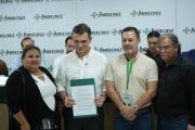 Gobierno y municipios firman convenios por Bs 288,5 millones para construir obras deportivas escolares en todo el país