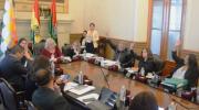 Concejala Calabi fue designada alcaldesa interina, pero advierte que su elección puede ser nula