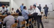 Ministro de Defensa llega a Cuatro Cañadas y se reúne con sectores movilizados por el diésel
