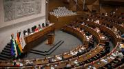 Legisladores atribuyen la caída de la aprobación de Paz a la crisis y a los errores del gobierno
