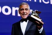 George Clooney carga de nuevo contra Trump: Todos los idiotas creen que son brillantes