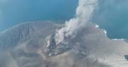 Reabren varios aeropuertos de Indonesia tras crisis aérea por erupción volcánica