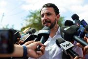 Velasco anuncia nuevo proveedor internacional para el abastecimiento privado de combustible en Santa Cruz