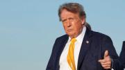 Donald Trump cambia de look y se pasa al castaño