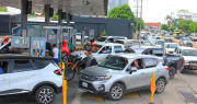 Millonario gasto en medio de la crisis: Bolivia destina unos $us 60 millones por semana para los combustibles