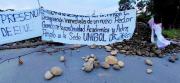 Estudiantes de Unibol Quechua prolongan bloqueo en Chimoré y mantienen cortada la ruta Cochabamba-Santa Cruz