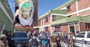 Hallan presunta droga dentro del vehículo que utilizaban los acusados del atraco a una joyería