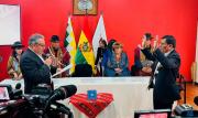 Ministerio de Educación posesiona a Roberto de la Cruz como rector de la Unibol Aymara