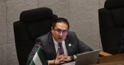 Ante el Senado, el ministro de Economía anuncia que la calificación de riesgo del país mejora y se aproxima a “B”