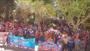 Transporte de Tupiza marcha contra el fin de la subvención al diésel