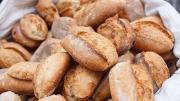 Panificadores advierten que el pan podría superar Bs 1,40 si no bajan los costos de producción