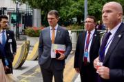 El Gobierno asegura que el viaje de Paz a EEUU fue austero, destaca logros y ve malicia en las críticas