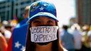 El Gobierno venezolano levanta la censura a más medios tras los
