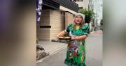 ¡Empanadas de arroz en Japón! Ximena sorprende al recorrer las calles con un tipoy y al estilo cruceño