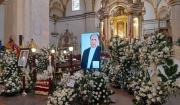 Sucre despide a monseñor Centellas; sus restos serán sepultados este martes en la Catedral