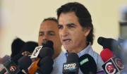 Alcalde de Santa Cruz califica de abuso el paro del transporte y anuncia sanciones
