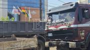 Transporte cooperativizado bloquea ingreso a YPFB en la doble vía a La Guardia