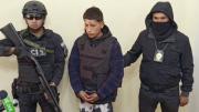 Policía arresta a joven que habría exhibido una presunta arma de fuego en el centro de la ciudad