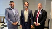 Fotos ratifican la importancia de Cerimedo: aparece con Don Jr., el hijo de Donald Trump