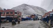 Por nevadas y riesgo en la vía, Tránsito frena temporalmente el viaje hacia Los Yungas