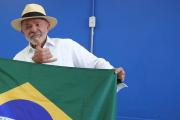 Lula afirma estar confiado de su victoria al votar en las presidenciales de Brasil