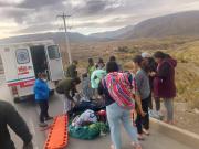 Tres heridos y cuatro menores policontusos tras embarrancamiento en la carretera Potosí-Uyuni
