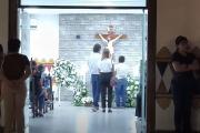 Tragedia en un parque municipal: niña de 6 años muere tras caerle estructura de un columpio