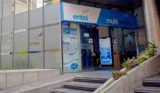 Condenan a ocho años de cárcel a exgerente de Entel por “gastos suntuosos”