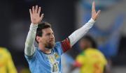 Messi dice adiós a Argentina con gol y un emotivo homenaje