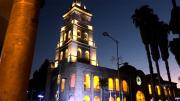 Alcaldía restaura la torre de la Catedral Metropolitana de Cochabamba