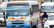 Hay vecinos que ocupan hasta seis micros al día y dicen que deben ajustar otros otros gastos por alza del pasaje