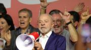Lula cambia su estrategia electoral: video selfis para movilizar a la militancia
