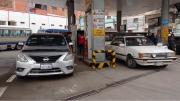 YPFB asegura 269.000 litros diarios para acabar con las filas en Potosí