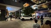 Atracan una joyería en un centro comercial de Santa Cruz y testigos reportan disparos