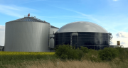 Warmis RecicBol pide norma para producir combustible sintético desde plásticos y valora el D.S. 5735 de biogás