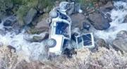 Embarrancamiento en Tres Ríos dejan 10 personas fallecidas y otras heridas: Minibús habría perdido el control