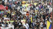 Miles de colombianos protestan en el primer paro nacional contra De la Espriella
