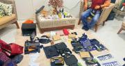 Armas, dinero, y vehículos son hallados en la vivienda de un extranjero aprehendido por el asesinato de Johan Guzmán