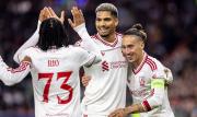 Liverpool se pasea en Austria con exhibición de Barcola y un gol de Araujo