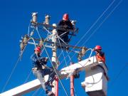 Viceministro de Electricidad descarta alzas bruscas y Colegio de Ingenieros Electricistas proyecta un incremento del 2 al 3%