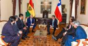 Paz dice que en reunión con Kast se abordó el tema de la madera boliviana retenida en Chile