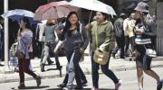En plena ola de calor en La Paz, los casos de influenza B suben un 28 % en una semana