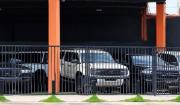 Caso Róger Mariaca: allanan dos autoventas en Santa Cruz y secuestran 43 vehículos