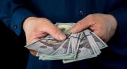 Así se cotiza el dólar oficial en el inicio de la semana: revisa el reporte