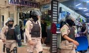 RETIRAN A COMERCIANTES DE LAS ACERAS: Notificarán a propietarios por permitir el uso arbitrario