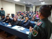 Gobierno se reúne con vecinos de Viacha para consensuar plan de renovación de viviendas afectadas por explosión