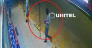 Videos: Hombre encapuchado atraca un micromercado en la zona sur de Santa Cruz de la Sierra
