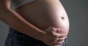 Investigación señala que tener embarazos muy seguidos podría acelerar el envejecimiento de la mujer