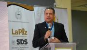 Revilla plantea tres medidas para transformar el sistema de salud en La Paz