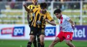 The Strongest resistió con diez hombres y logró empate ante Always Ready